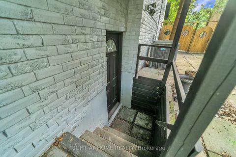 Photo 41 at 302 Mullen Drive, Brownridge, Vaughan