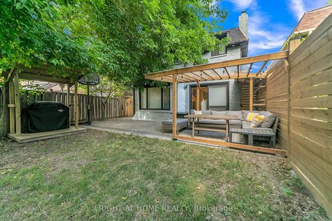 Photo 45 at 302 Mullen Drive, Brownridge, Vaughan
