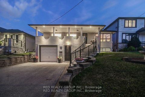 Photo 3 at 171 Tavistock Road, CFB, Toronto
