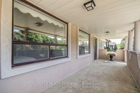 Photo 5 at 171 Tavistock Road, CFB, Toronto