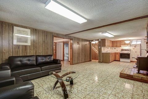 Photo 23 at 171 Tavistock Road, CFB, Toronto