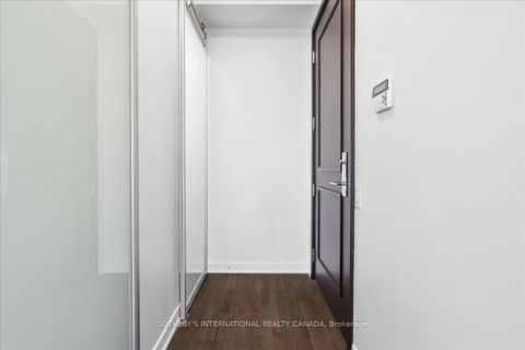 Photo 6 at 915 - 90 Park Lawn Road, Mimico, Toronto