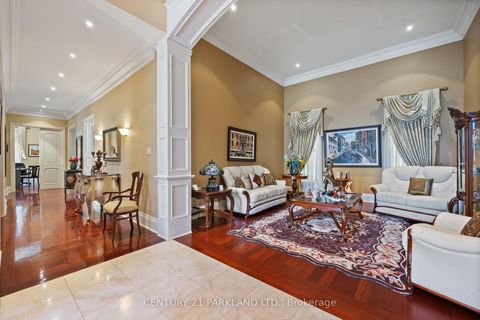 Photo 5 at 16 Boyle Drive, South Richvale, Richmond Hill