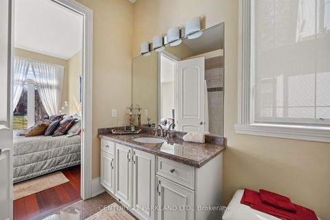 Photo 18 at 16 Boyle Drive, South Richvale, Richmond Hill