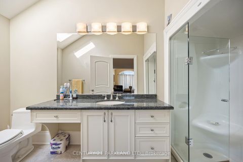 Photo 31 at 16 Boyle Drive, South Richvale, Richmond Hill