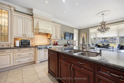 Photo 32 at 16 Boyle Drive, South Richvale, Richmond Hill