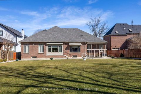 Photo 36 at 16 Boyle Drive, South Richvale, Richmond Hill