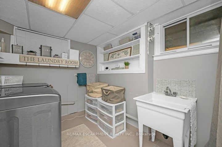 Photo 25 at 480 Mohawk Road W, Westcliffe, Hamilton