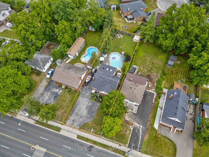 Photo 34 at 480 Mohawk Road W, Westcliffe, Hamilton
