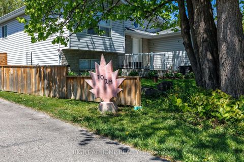 Photo 3 at 1024 Ferrier Avenue, Lefroy, Innisfil Photo 3 at 1024 Ferrier Avenue, Lefroy, Innisfil