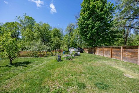 Photo 12 at 1024 Ferrier Avenue, Lefroy, Innisfil Photo 12 at 1024 Ferrier Avenue, Lefroy, Innisfil