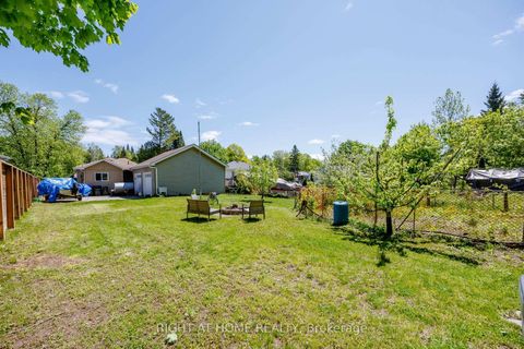 Photo 13 at 1024 Ferrier Avenue, Lefroy, Innisfil Photo 13 at 1024 Ferrier Avenue, Lefroy, Innisfil