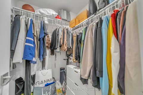 Photo 16 at 10 - 3 Bond Crescent, Oak Ridges, Richmond Hill