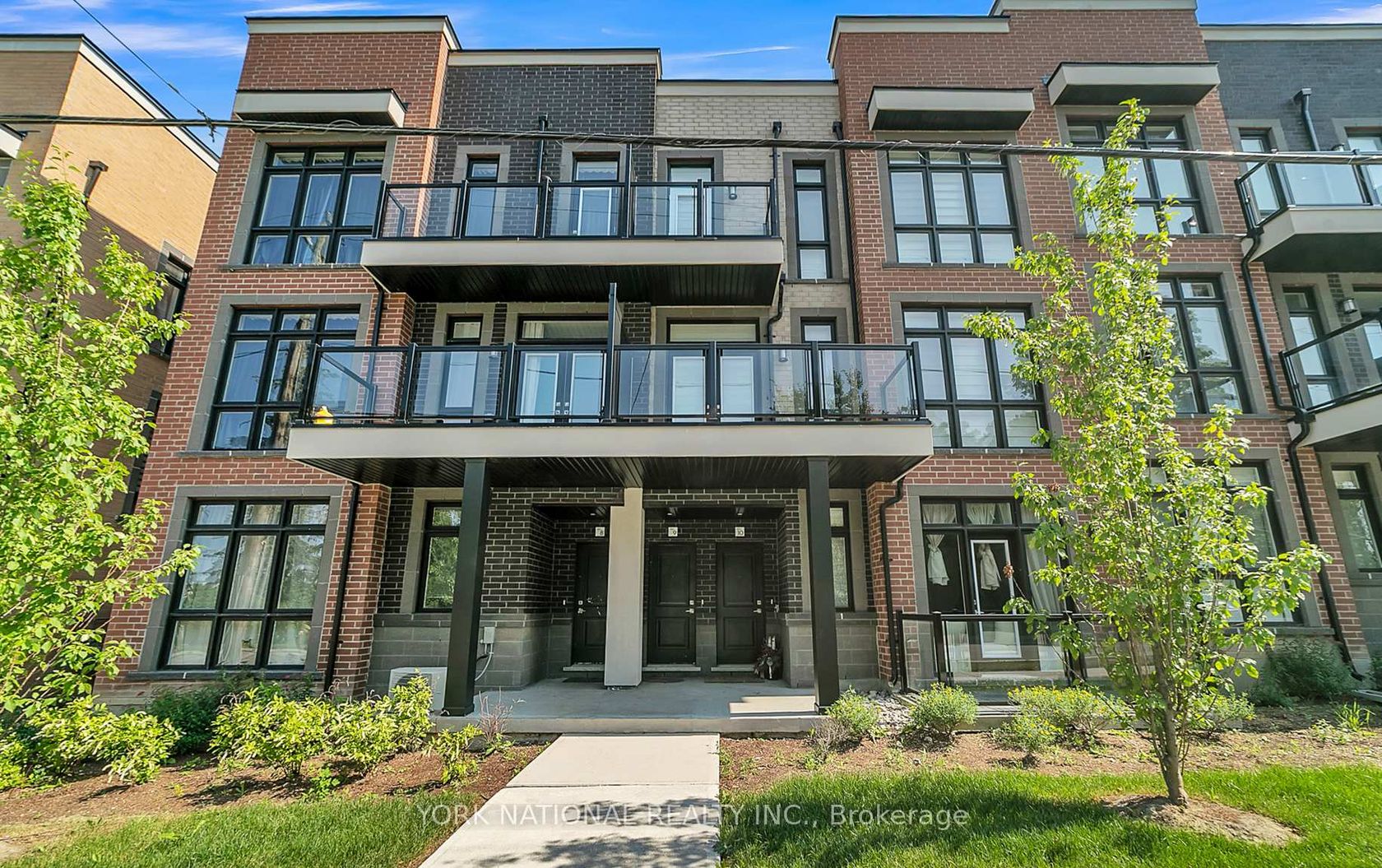 10 - 3 Bond Crescent, Oak Ridges, Richmond Hill 