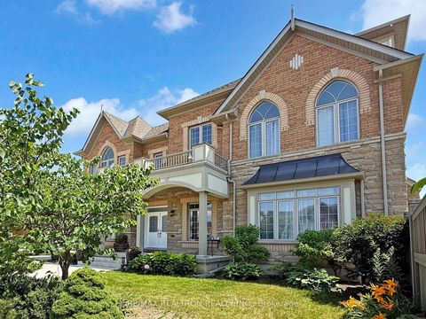 Photo 2 at 70 Hopewell Street, Kleinburg, Vaughan