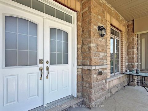 Photo 3 at 70 Hopewell Street, Kleinburg, Vaughan