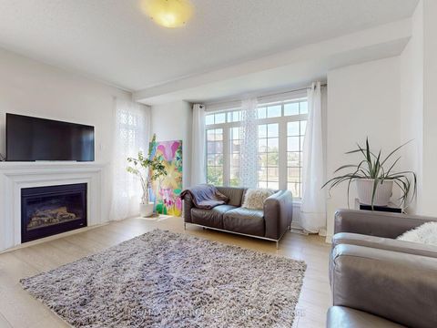 Photo 5 at 70 Hopewell Street, Kleinburg, Vaughan