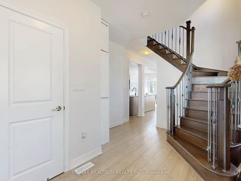 Photo 17 at 70 Hopewell Street, Kleinburg, Vaughan