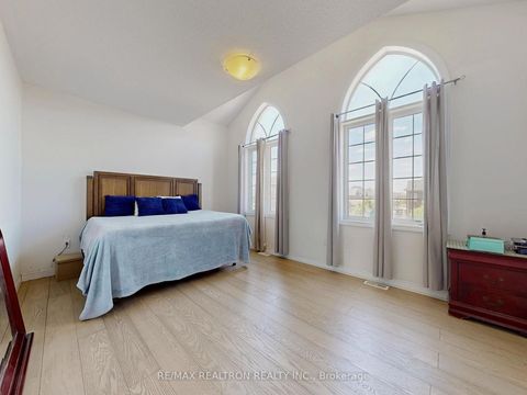 Photo 21 at 70 Hopewell Street, Kleinburg, Vaughan
