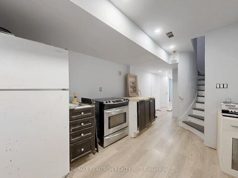 Photo 38 at 70 Hopewell Street, Kleinburg, Vaughan
