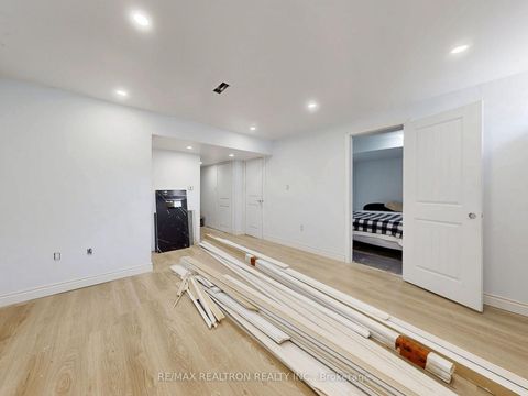 Photo 42 at 70 Hopewell Street, Kleinburg, Vaughan