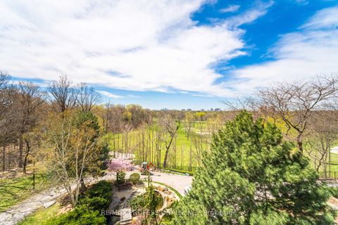 Photo 12 at B4 - 284 Mill Road, Markland Wood, Toronto