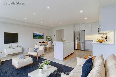 Photo 3 at 135 Kelso Crescent, Maple, Vaughan