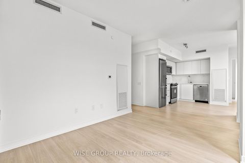 Photo 6 at 607 - 500 Wilson Avenue, Clanton Park, Toronto