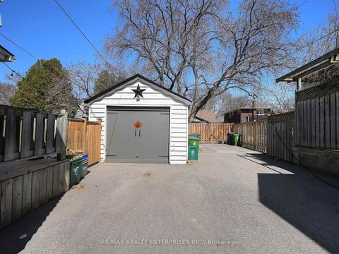 Photo 2 at 13 Avon Park Drive, Queensway, Toronto