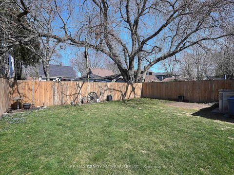 Photo 41 at 13 Avon Park Drive, Queensway, Toronto