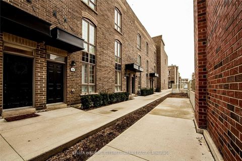 Photo 1 at 37 - 3 Elsie Lane, Junction, Toronto