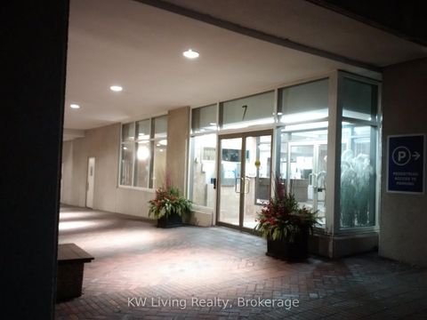 Photo 3 at PH-F - 7 Broadway Avenue, Mount Pleasant West, Toronto