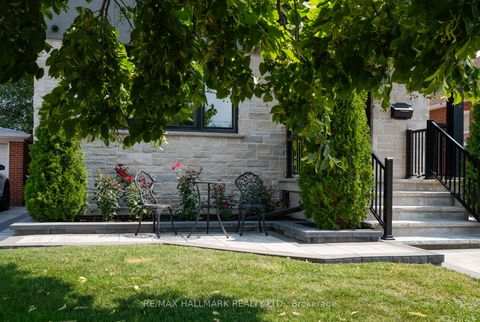 Photo 2 at 25 Elmont Drive, Parkview, Toronto