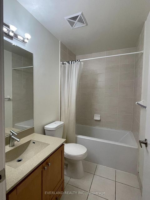 Photo 7 at 610 - 125 Village Green Square, Agincourt North, Toronto
