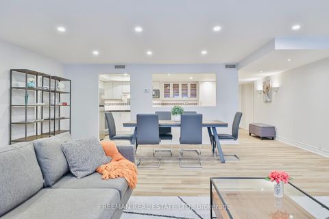 Photo 3 at 204 - 360 Bloor Street E, Moore Park, Toronto