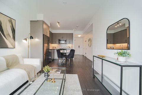 Photo 8 at 302 - 85 Oneida Crescent, Langstaff, Richmond Hill