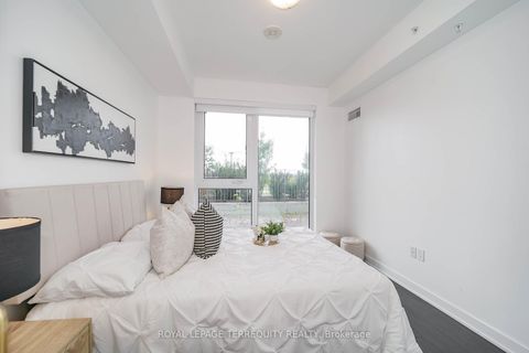 Photo 13 at 302 - 85 Oneida Crescent, Langstaff, Richmond Hill