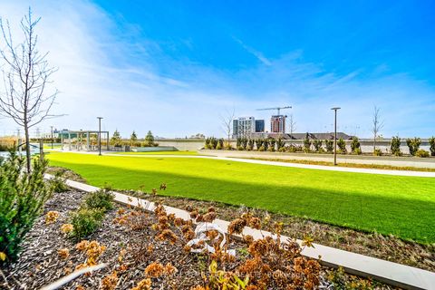 Photo 39 at 302 - 85 Oneida Crescent, Langstaff, Richmond Hill