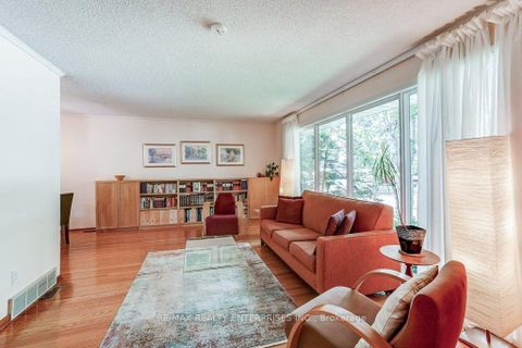 Photo 2 at 1231 Kingsmead Crescent, FA Falgarwood, Oakville