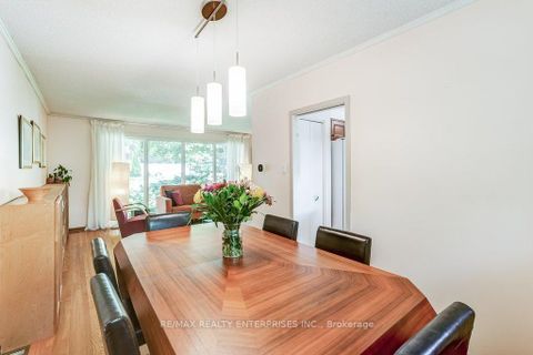 Photo 7 at 1231 Kingsmead Crescent, FA Falgarwood, Oakville