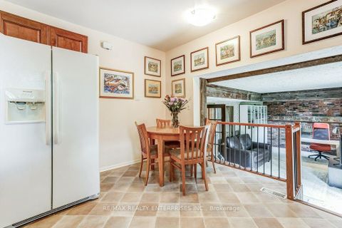 Photo 11 at 1231 Kingsmead Crescent, FA Falgarwood, Oakville