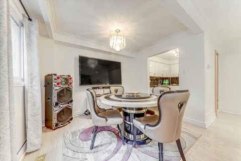 Photo 9 at 1 - 34 Dundalk Drive, Dorset Park, Toronto