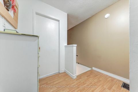 Photo 15 at 1 - 34 Dundalk Drive, Dorset Park, Toronto