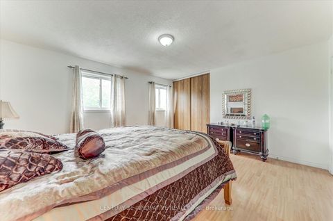 Photo 17 at 1 - 34 Dundalk Drive, Dorset Park, Toronto