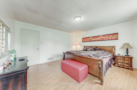 Photo 18 at 1 - 34 Dundalk Drive, Dorset Park, Toronto
