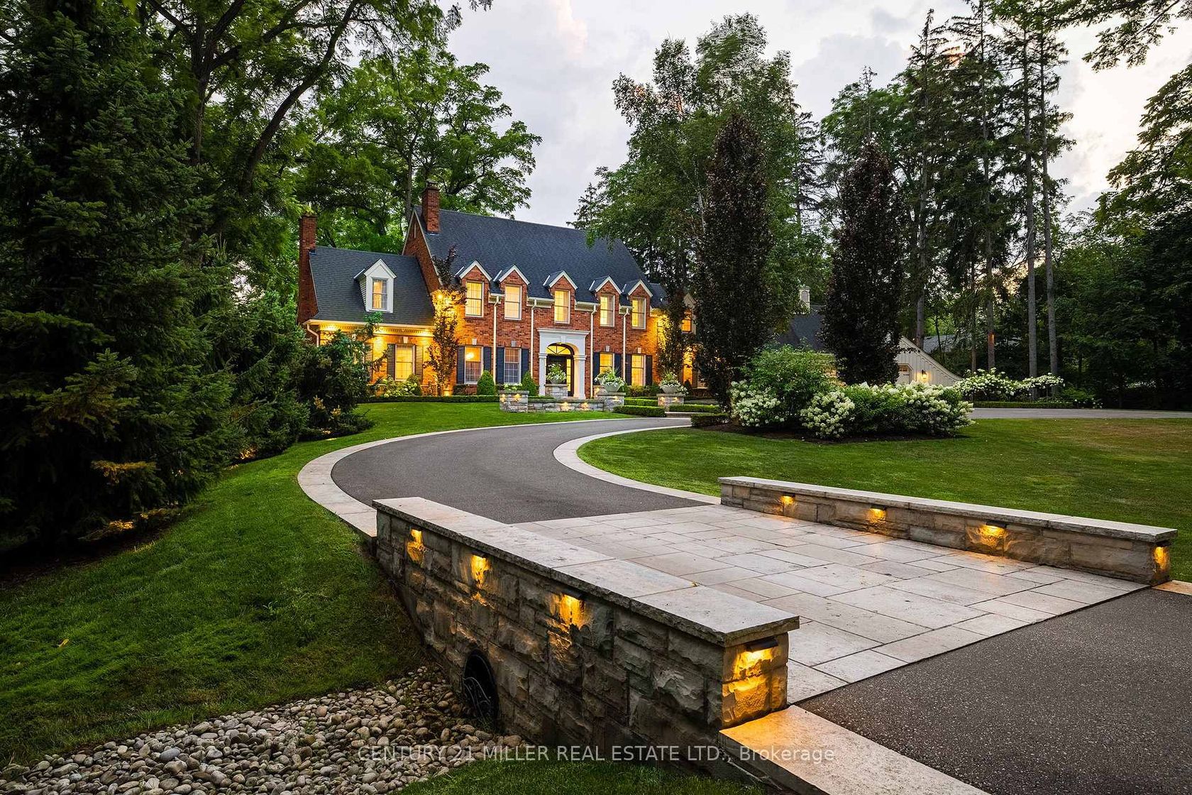 140 Chartwell Road, OO Old Oakville, Oakville 
