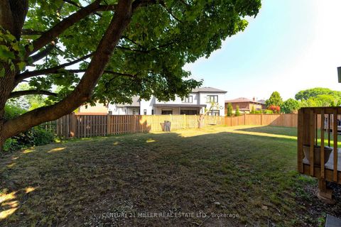 Photo 31 at 185 Burloak Drive, BR Bronte, Oakville
