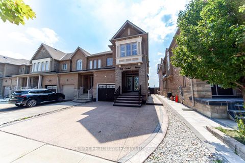 Photo 2 at 238 Wardlaw Place, Vellore Village, Vaughan