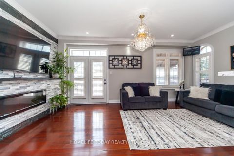 Photo 8 at 238 Wardlaw Place, Vellore Village, Vaughan