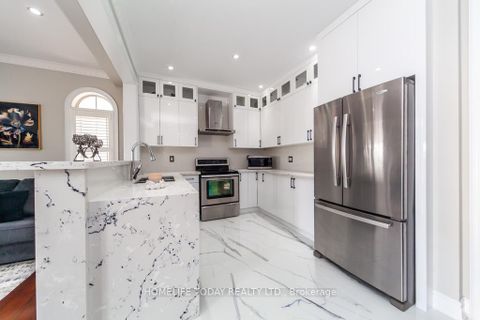Photo 14 at 238 Wardlaw Place, Vellore Village, Vaughan